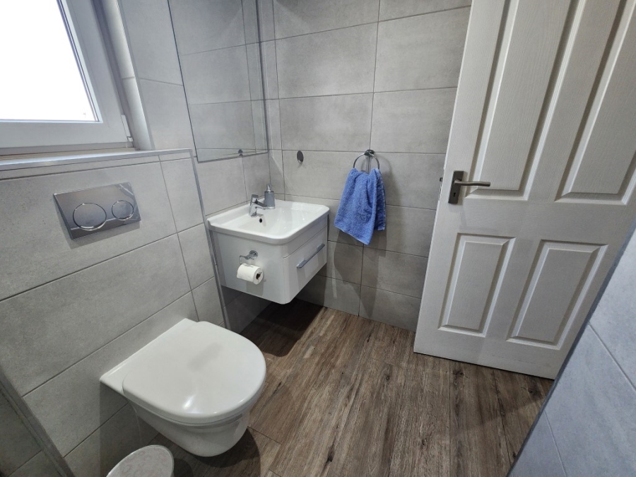 3 Bedroom Property for Sale in Klipfontein Western Cape